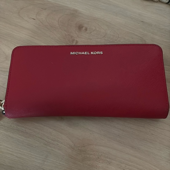 Michael Kors Jet Set wallet - Picture 1 of 5